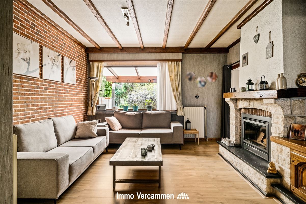 Karaktervolle, landelijke woning op 9319 m² te Onze-Lieve-Vrouw-Waver