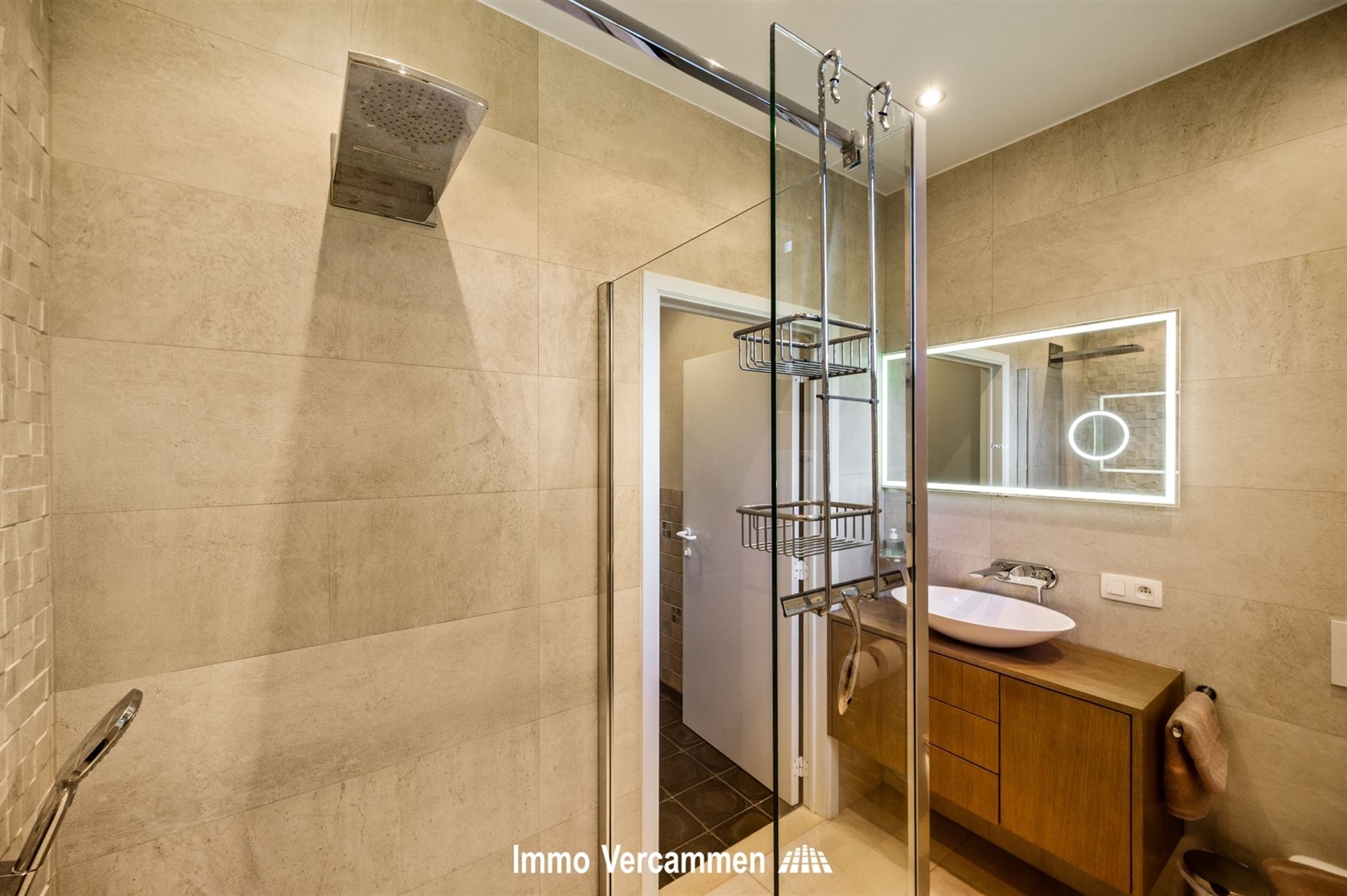 Statige villa nabij het golf- en meerdomein te Keerbergen