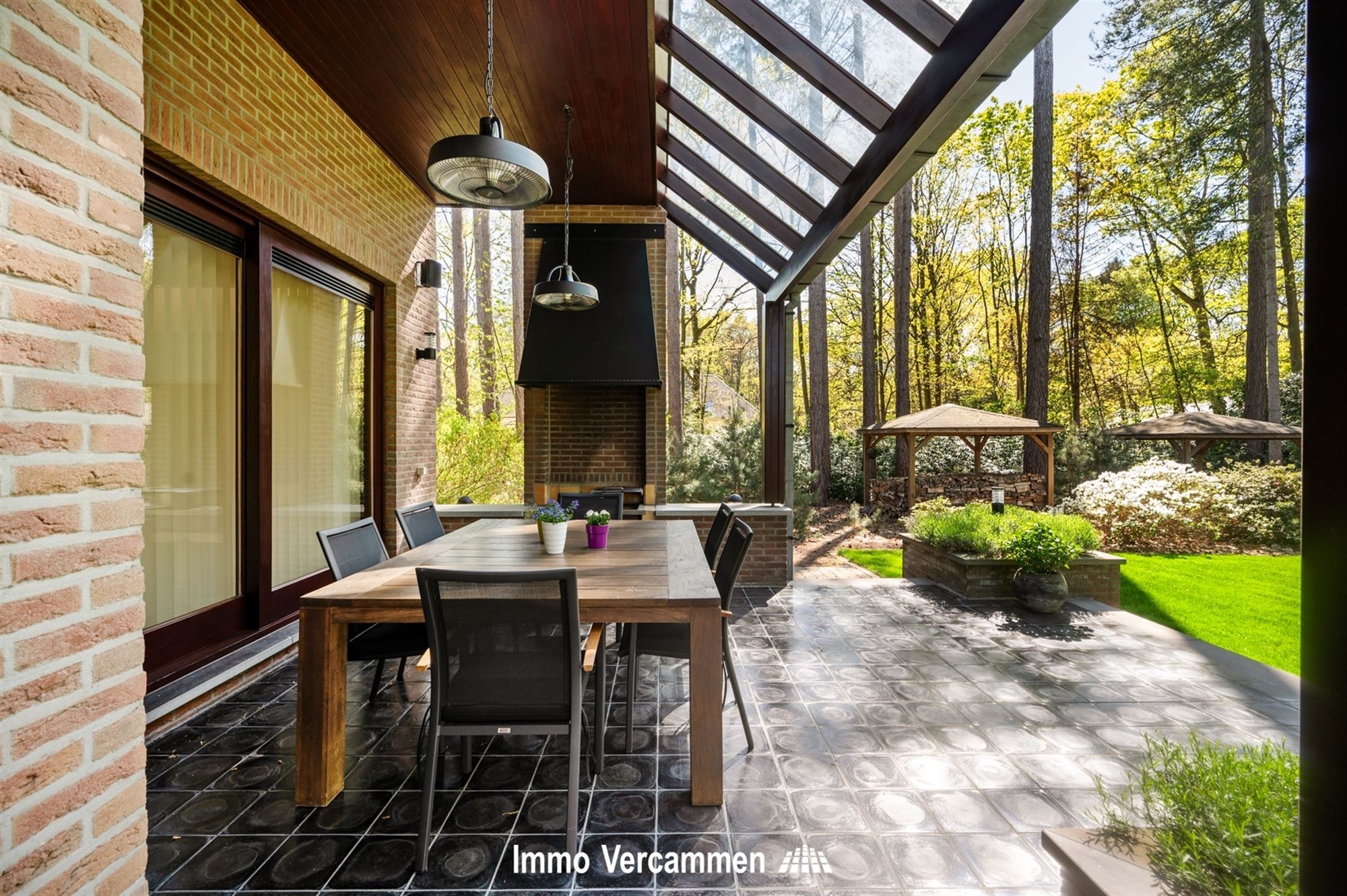 Statige villa nabij het golf- en meerdomein te Keerbergen