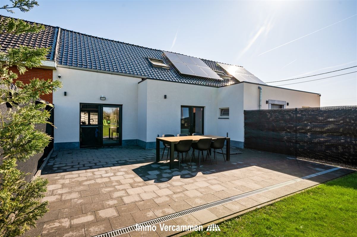Instapklare woning op een unieke locatie te Onze-Lieve-Vrouw-Waver