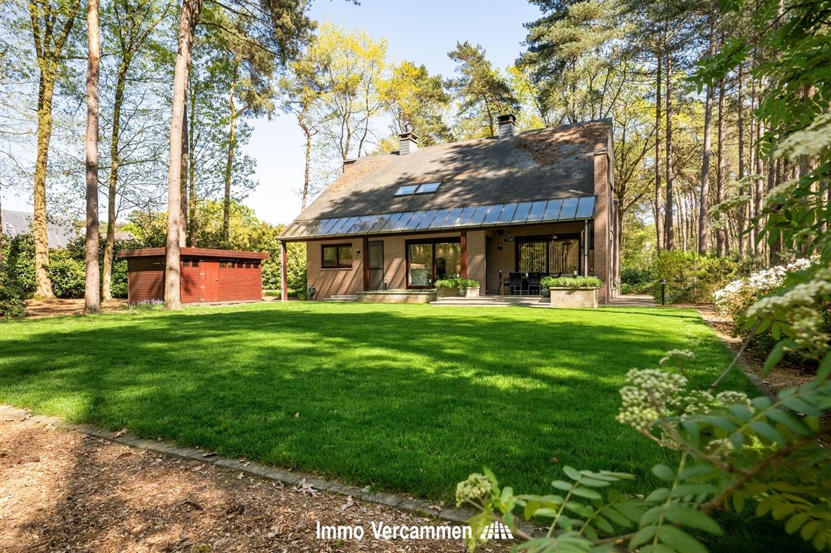 Statige villa nabij het golf- en meerdomein te Keerbergen
