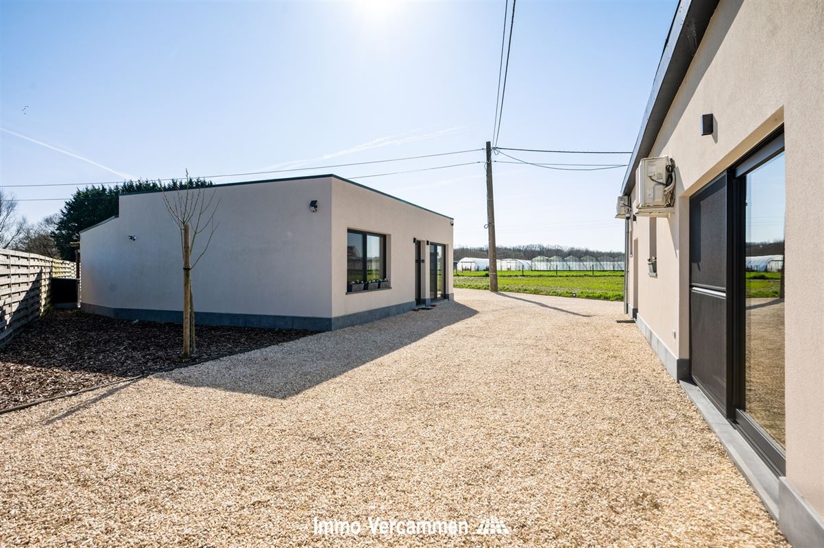 Instapklare woning op een unieke locatie te Onze-Lieve-Vrouw-Waver