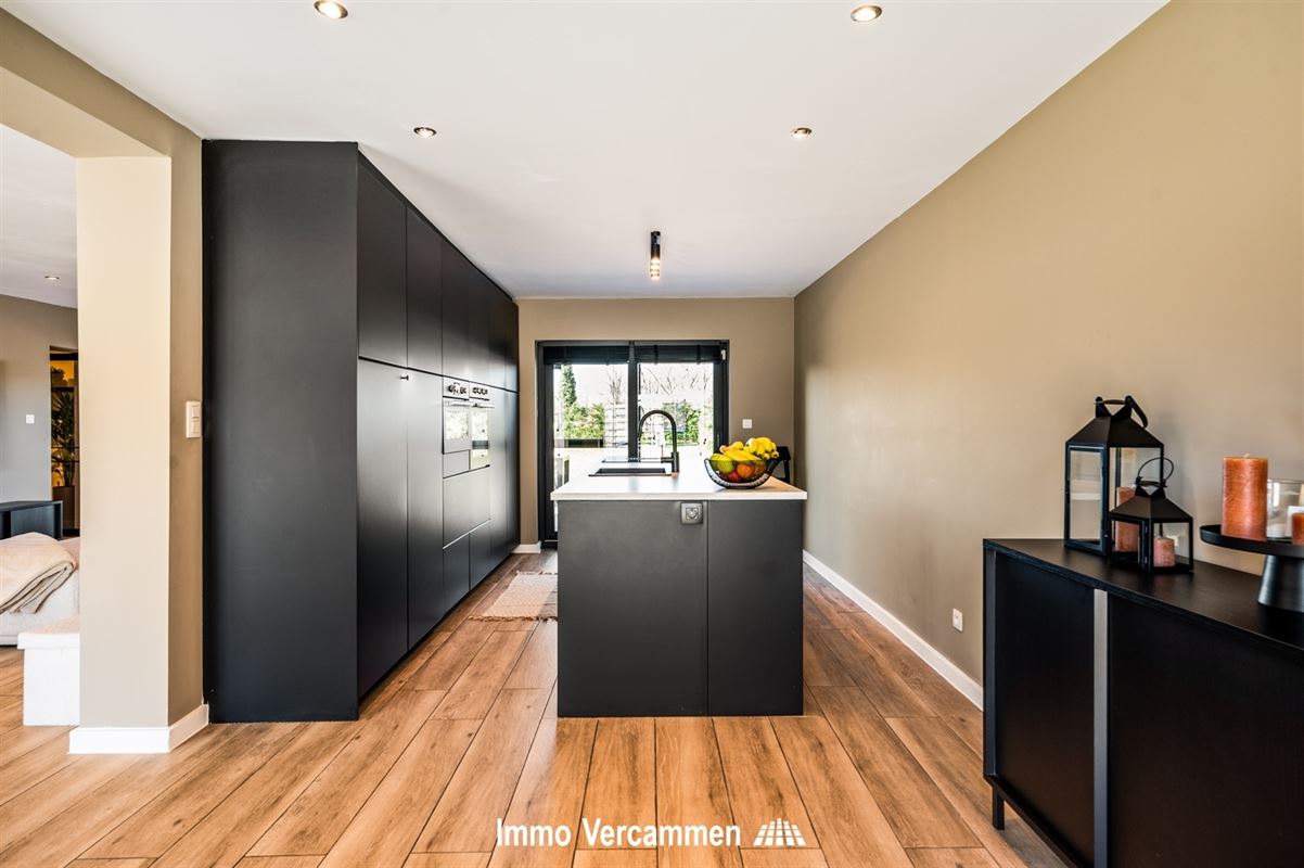 Instapklare woning op een unieke locatie te Onze-Lieve-Vrouw-Waver