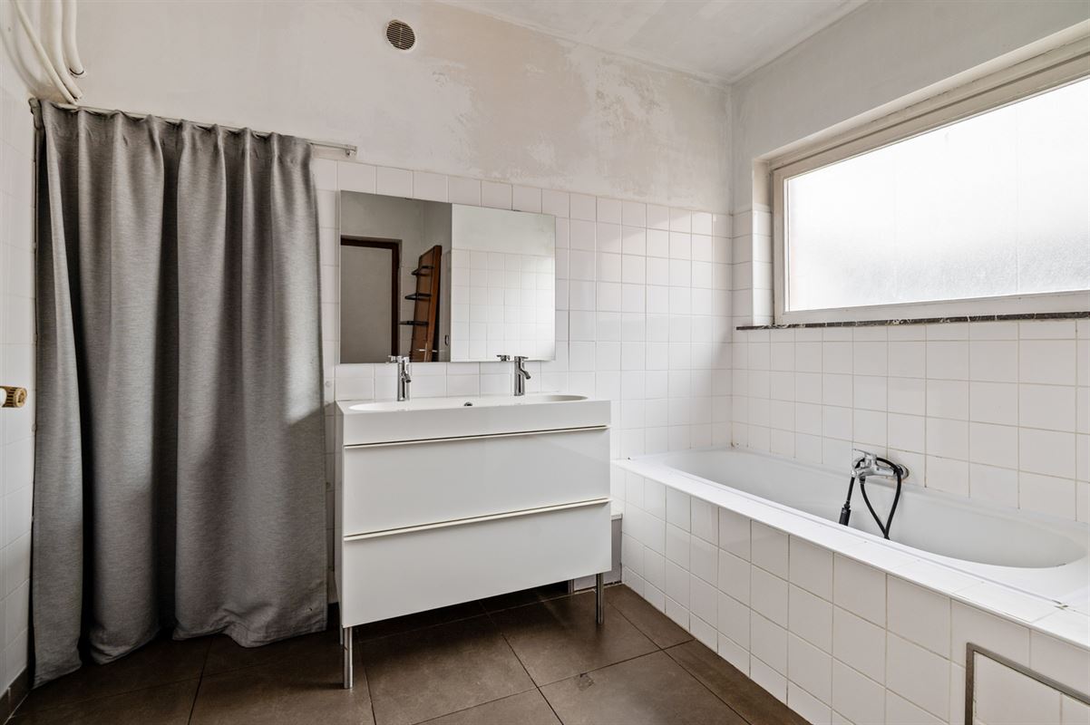 Verrassend ruime woning met 5 SLPK te Sint-Katelijne-Waver