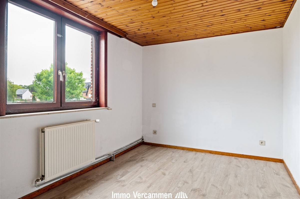 Te moderniseren woning met 3 slpks te Putte