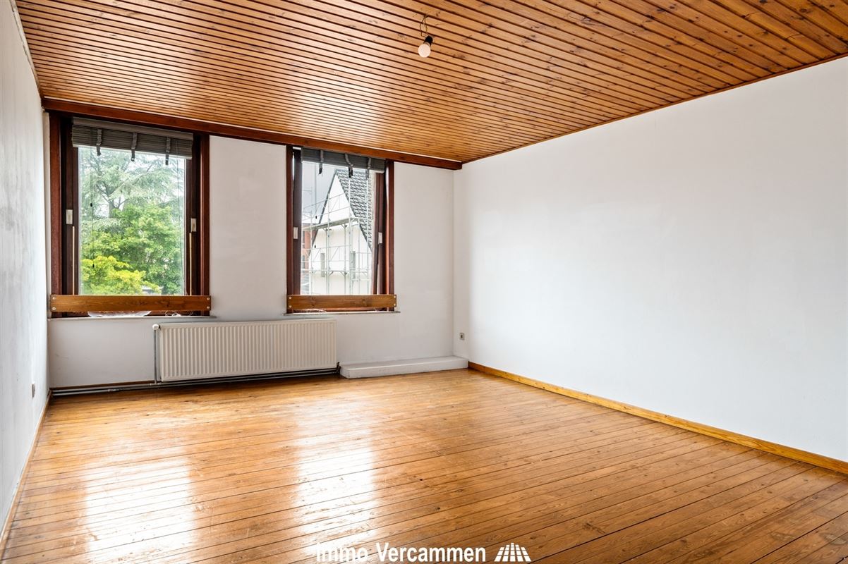 Te moderniseren woning met 3 slpks te Putte