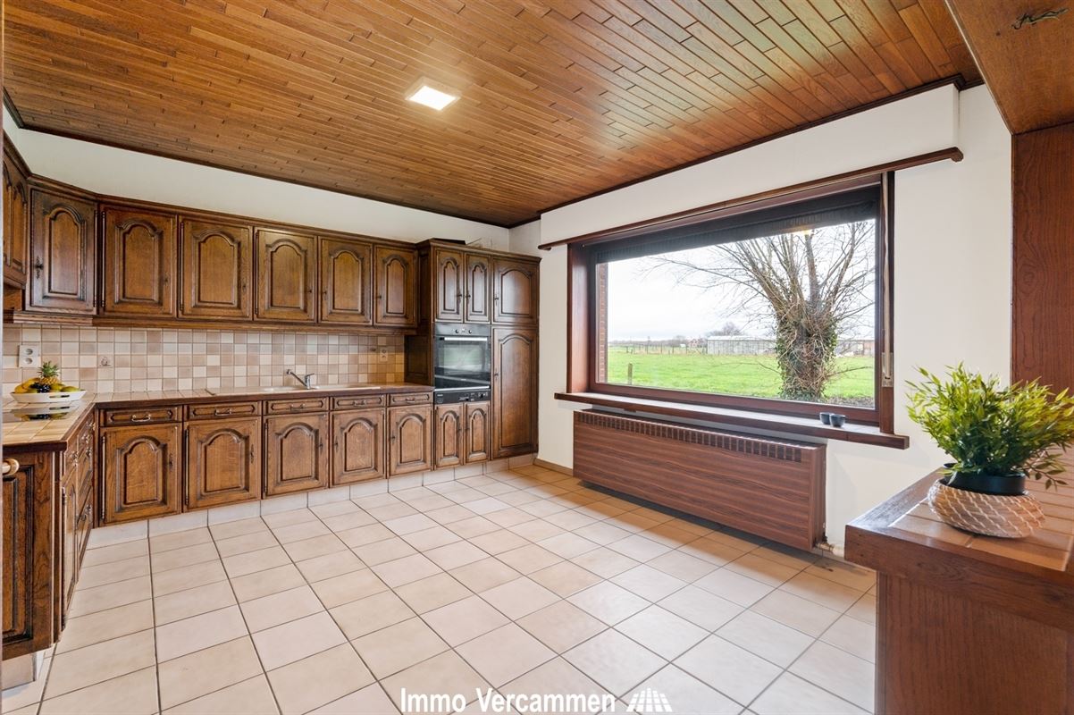 Verrassend ruime, landelijke woning te Putte