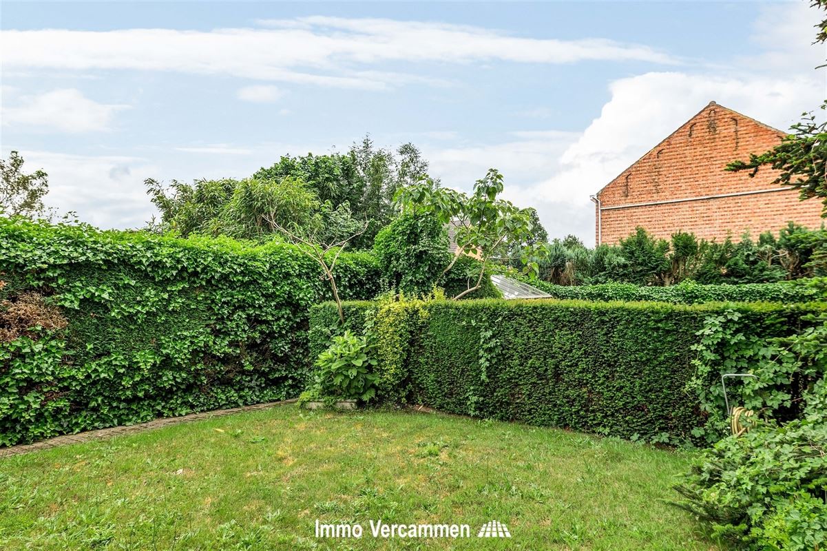 Solide gezinswoning met potentieel op een gunstige locatie te Sint-Katelijne-Waver