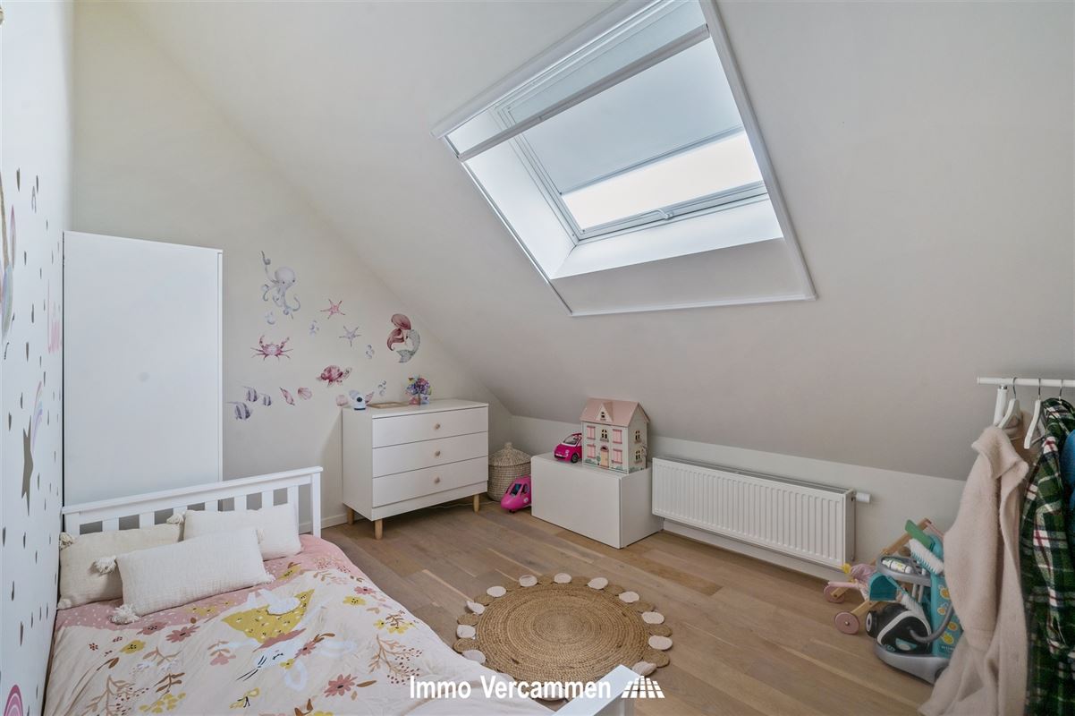Knap afgewerkte woning, aan de vaart te Mechelen