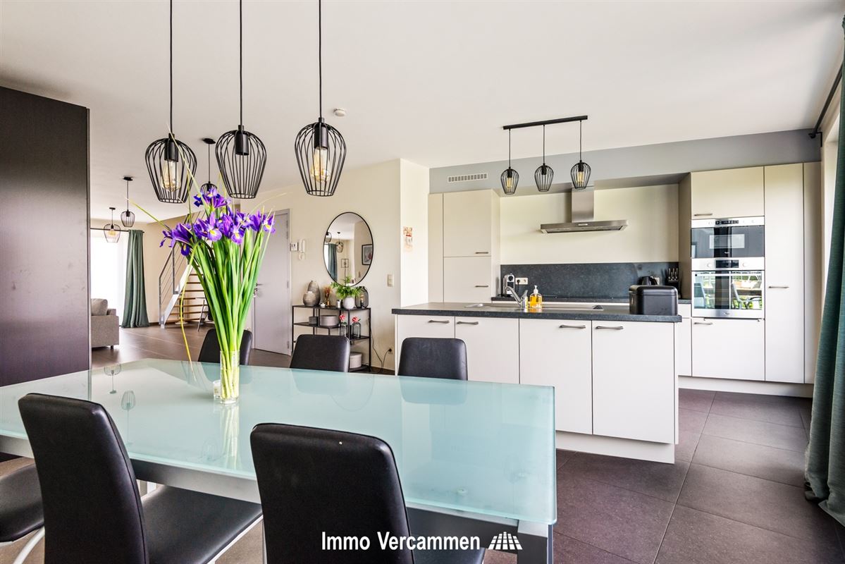 Lichtrijk duplexappartement met 3 slpks te Sint-Katelijne-Waver