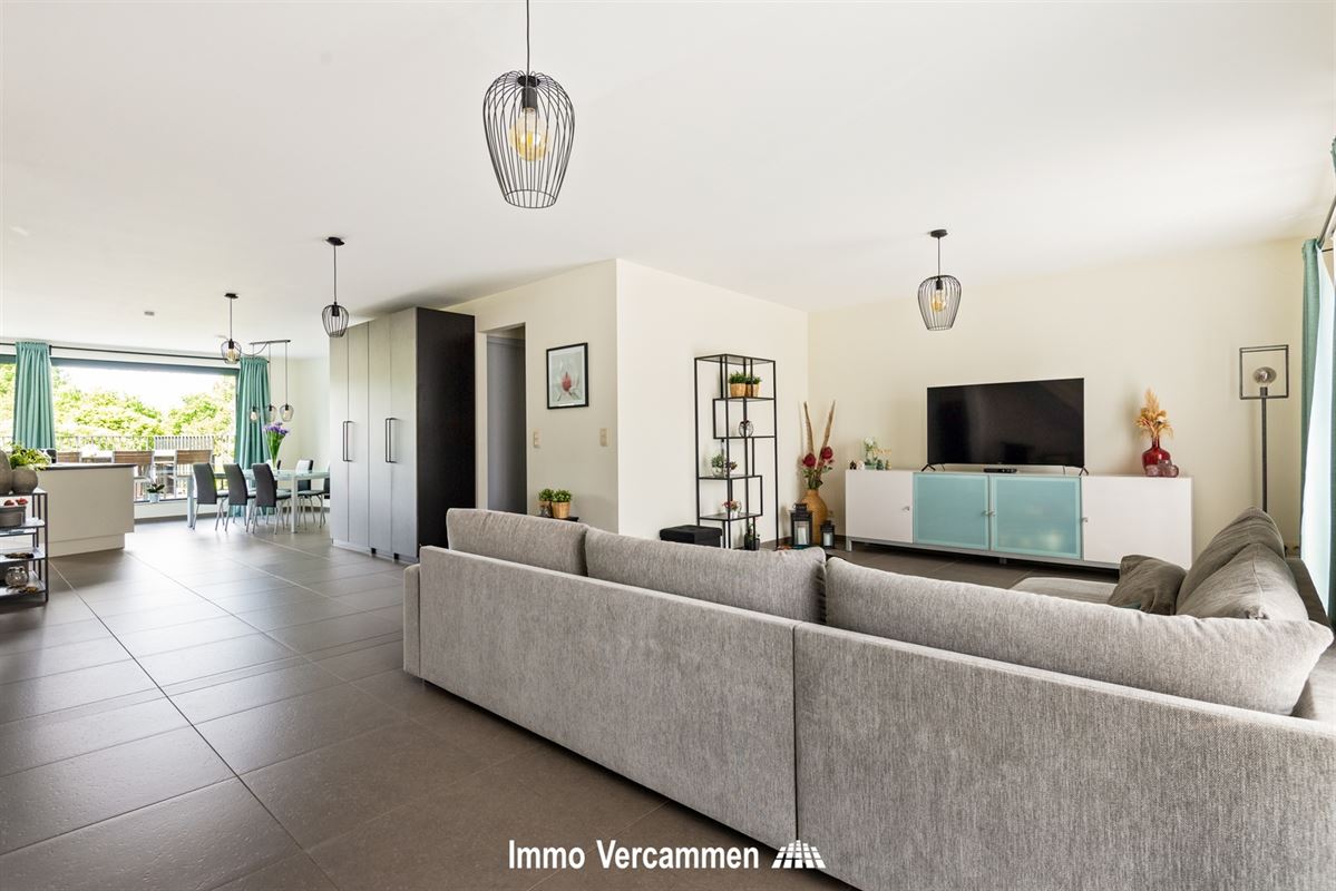 Lichtrijk duplexappartement met 3 slpks te Sint-Katelijne-Waver