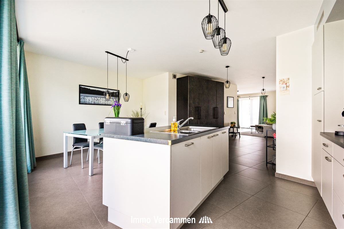 Lichtrijk duplexappartement met 3 slpks te Sint-Katelijne-Waver