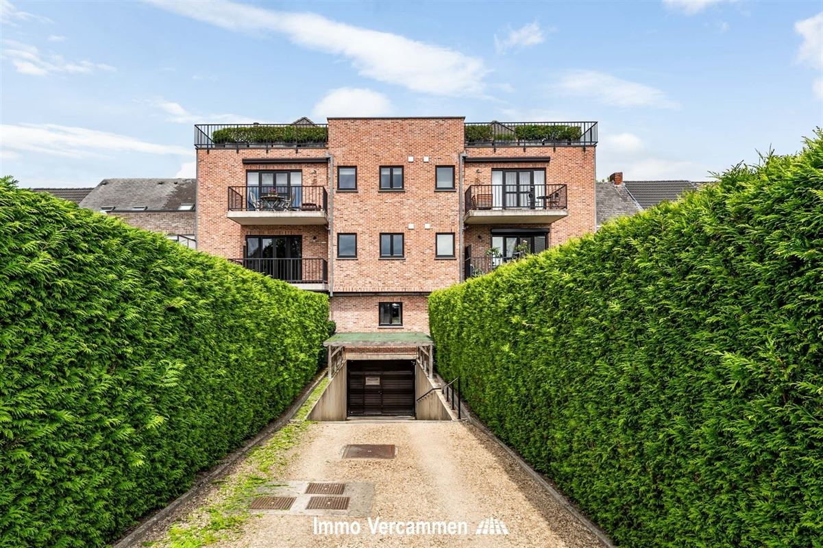Verrassend ruim appartement met 3 SLPK te Putte