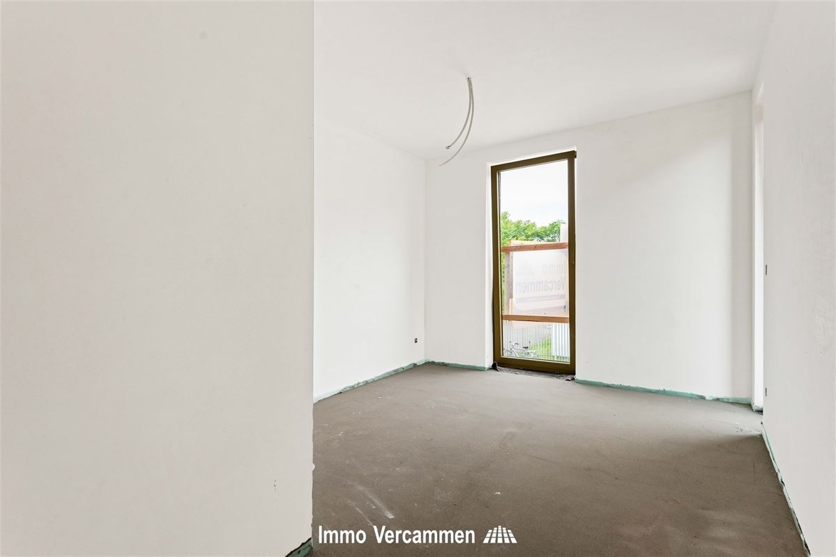 Nieuwbouw triplexwoning met 2 slpks te Duffel
