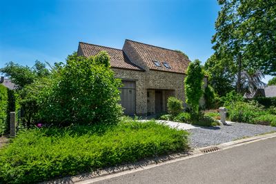 Recente, vrijstaande woning gelegen in een doodlopende straat te Rijmenam