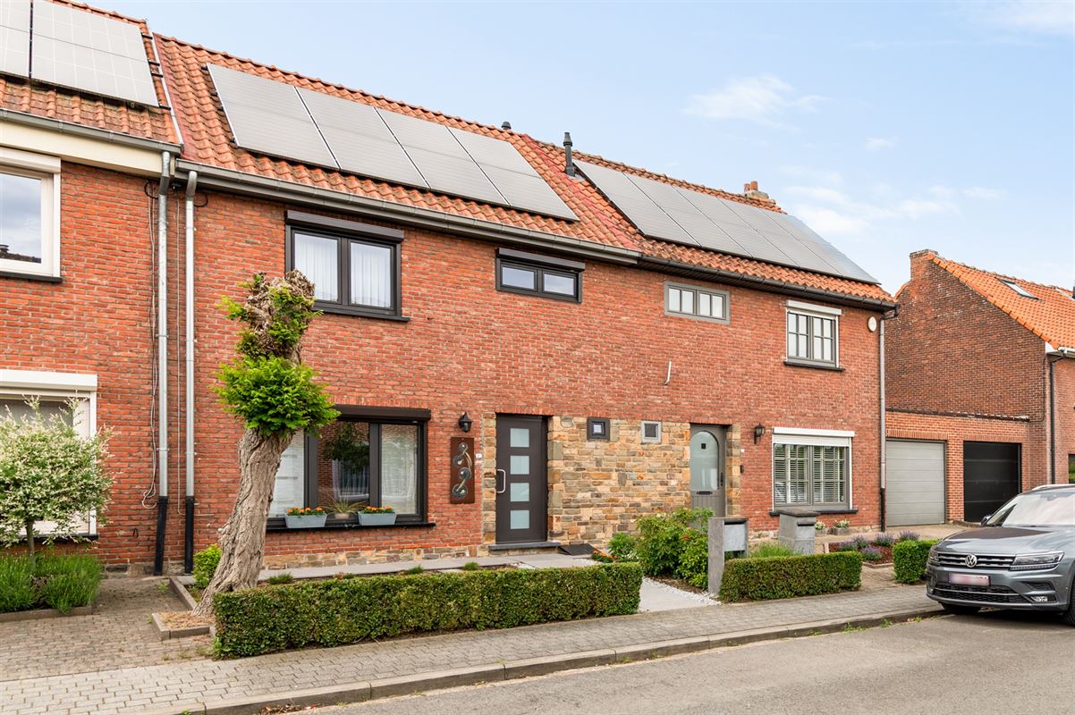 Zeer goed onderhouden woning op een A - locatie te Mechelen