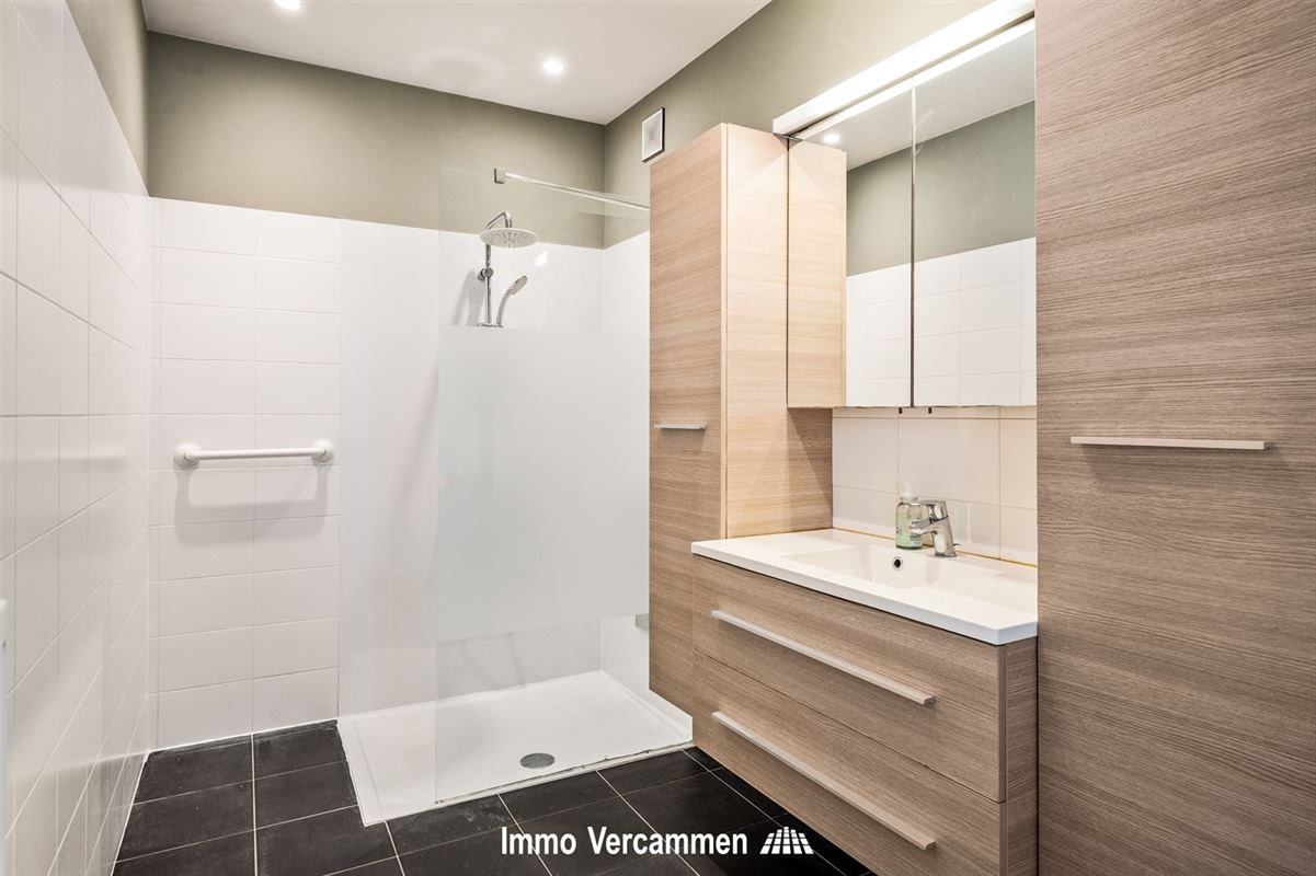 Ruim appartement, pal in het centrum van Bonheiden