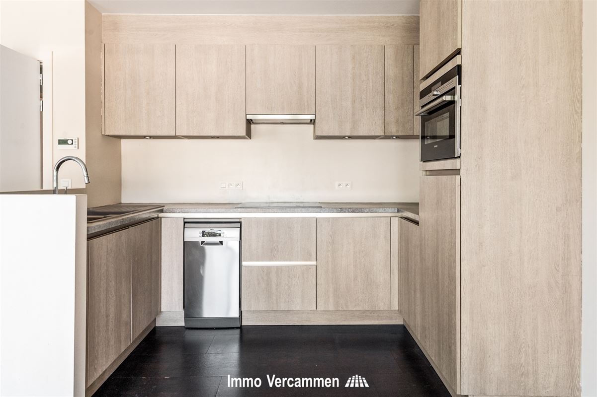 Ruim appartement, pal in het centrum van Bonheiden