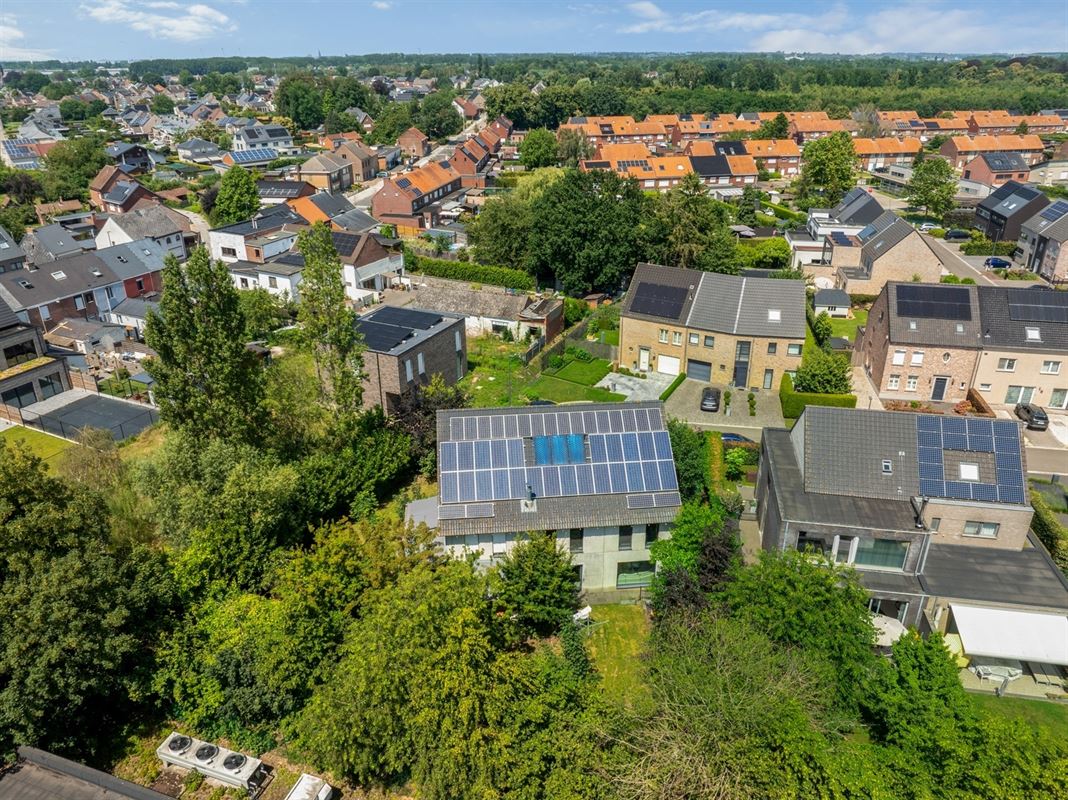 Indrukwekkende gezinswoning in het hart van Blaasveld
