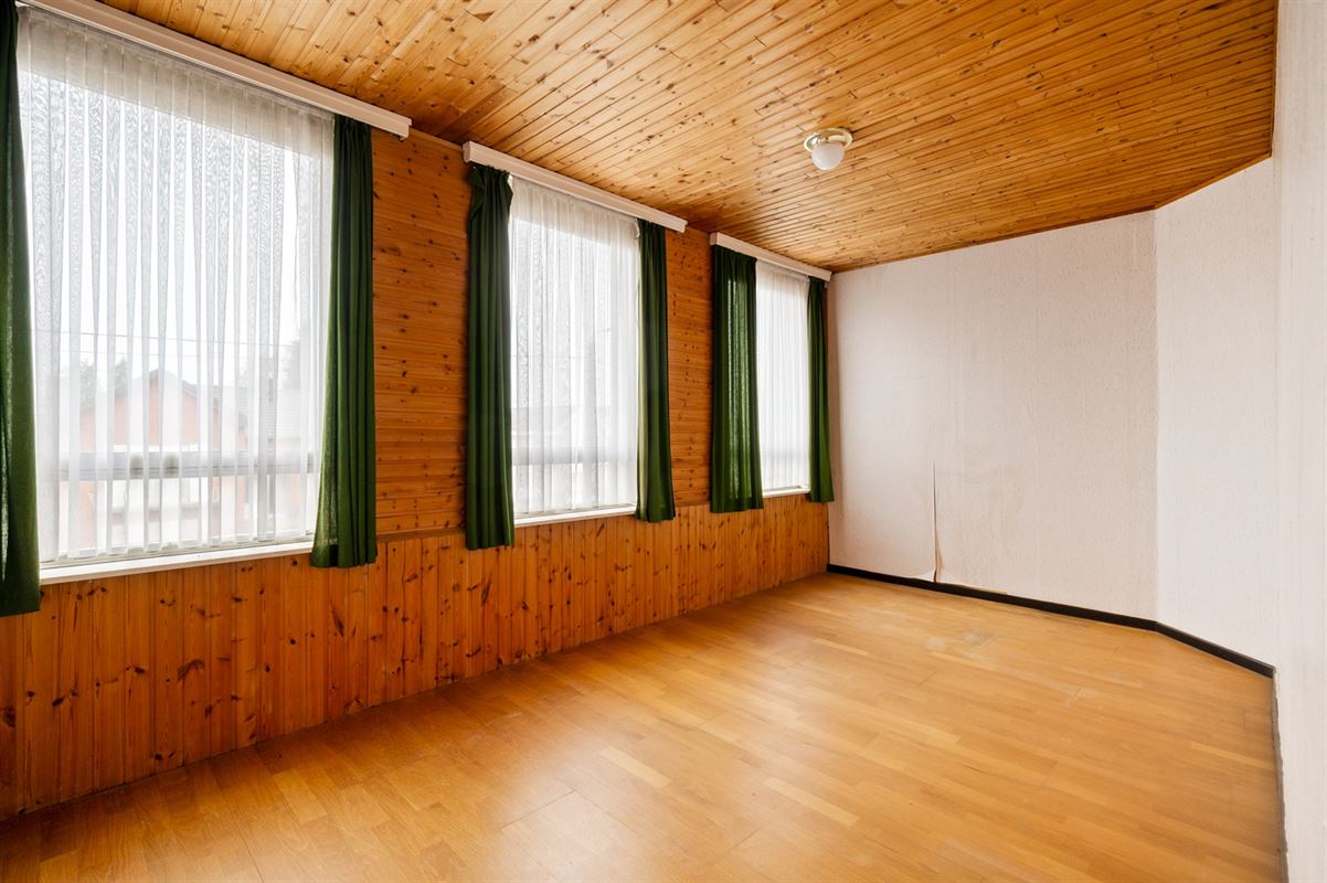 Grondig te renoveren woning op de grens Putte - Bonheiden