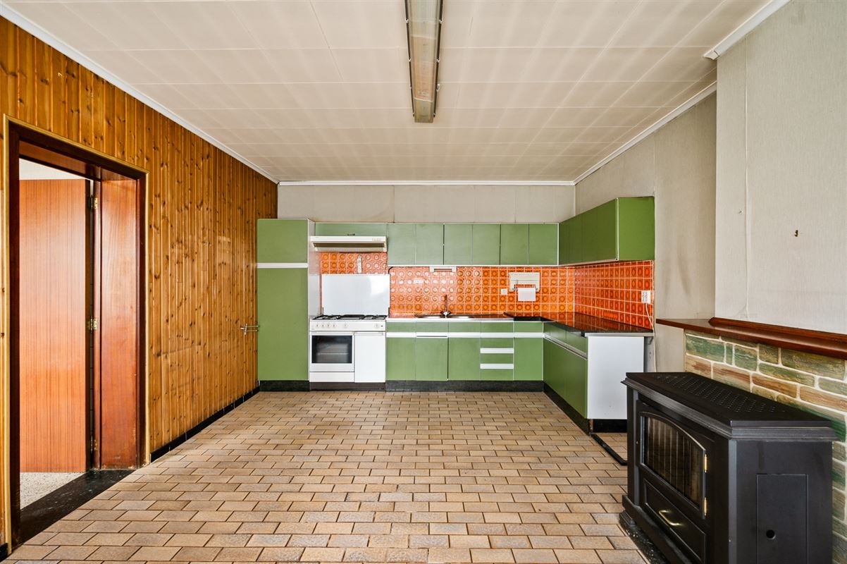Grondig te renoveren woning op de grens Putte - Bonheiden