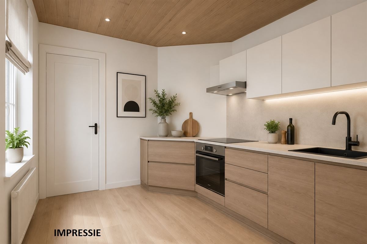 Verrassend ruime, te moderniseren gezinwoning te Onze-Lieve-Vrouw-Waver