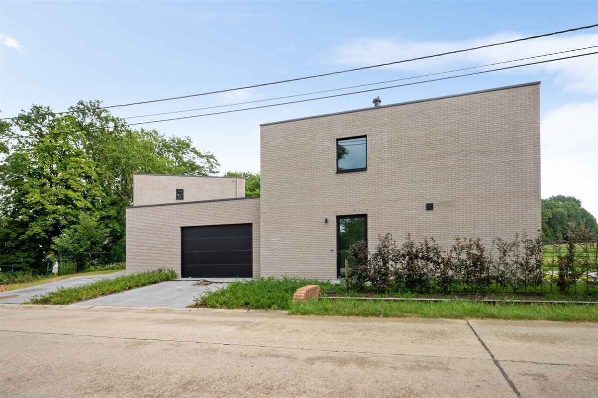 Nieuwbouwwoning met 3 SLPK en zuid-tuin te Sint-Katelijne-Waver