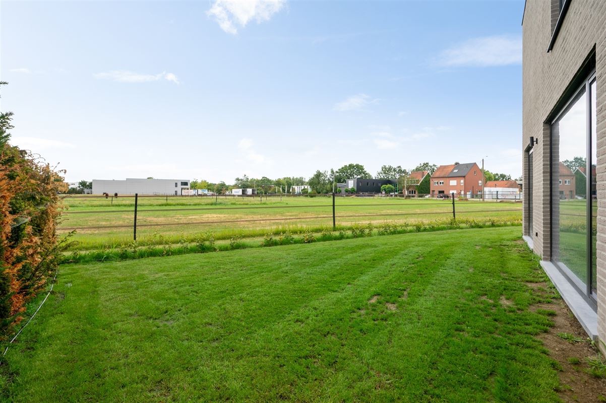 Nieuwbouwwoning met 3 SLPK en zuid-tuin te Sint-Katelijne-Waver