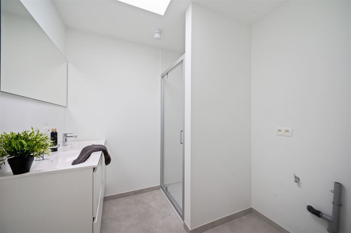 Nieuwbouwwoning met 3 SLPK en zuid-tuin te Sint-Katelijne-Waver