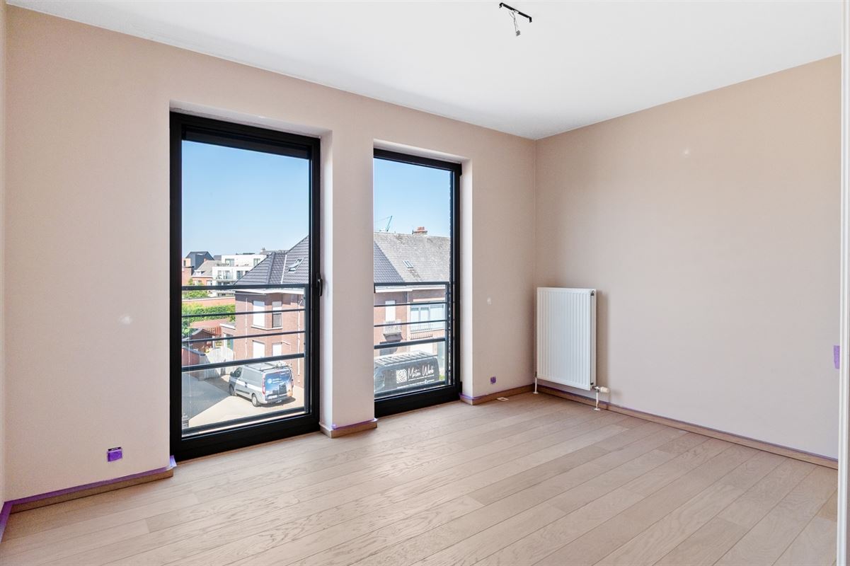 Knap appartement met 2 slpks en dressing te Putte