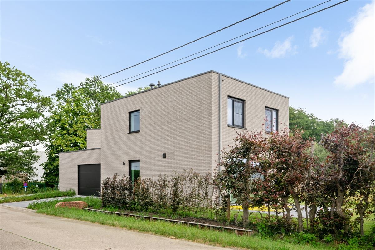 Nieuwbouwwoning met 3 SLPK en zuid-tuin te Sint-Katelijne-Waver