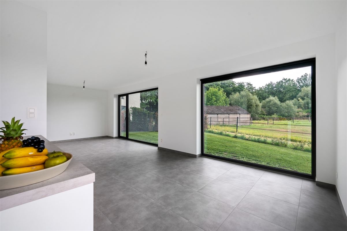Nieuwbouwwoning met 3 SLPK en zuid-tuin te Sint-Katelijne-Waver