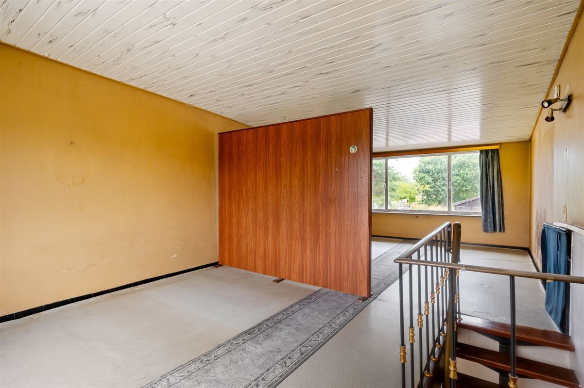 Bescheiden, grondig te moderniseren woning te Onze-Lieve-Vrouw-Waver