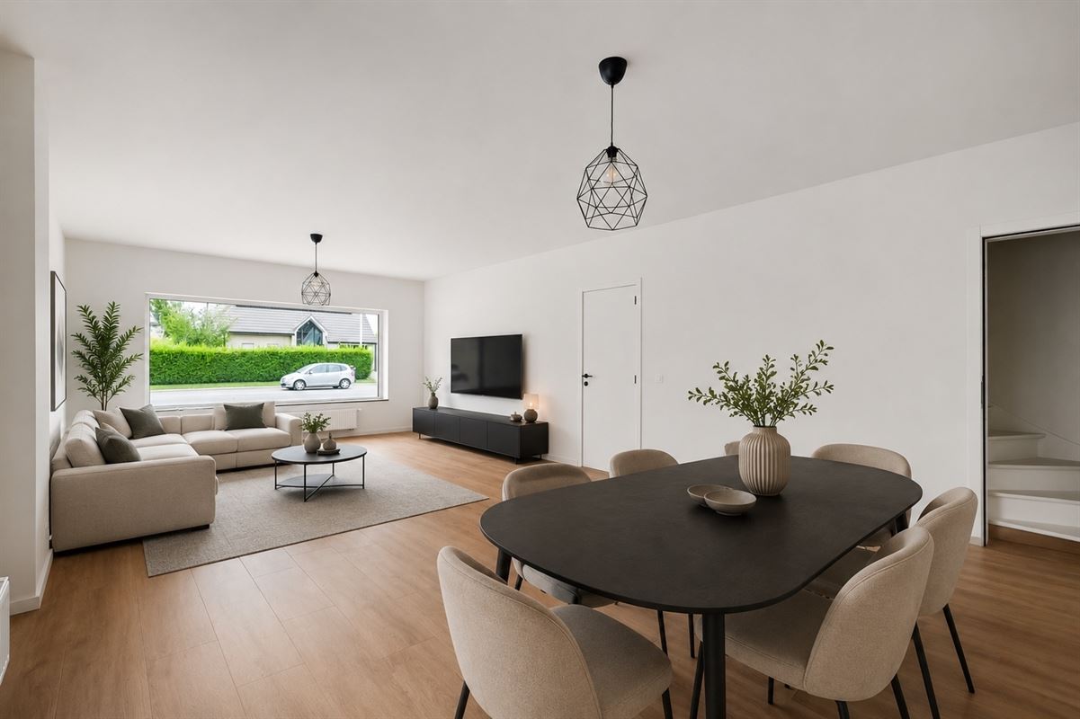 Recent gemoderniseerde, instapklare woning te Putte