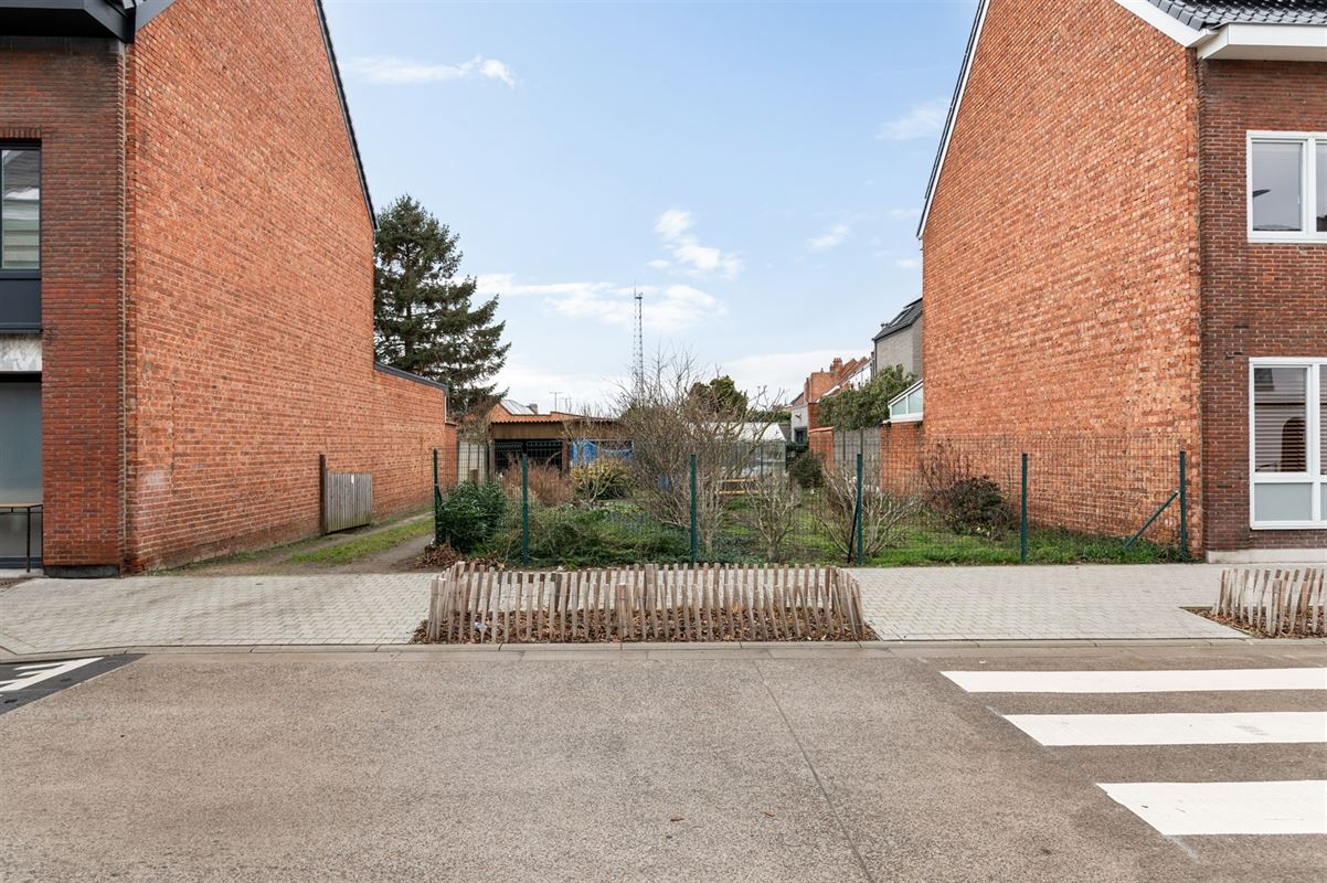 Bouwgrond voor gesloten bebouwing met opp.137 m² te Mechelen
