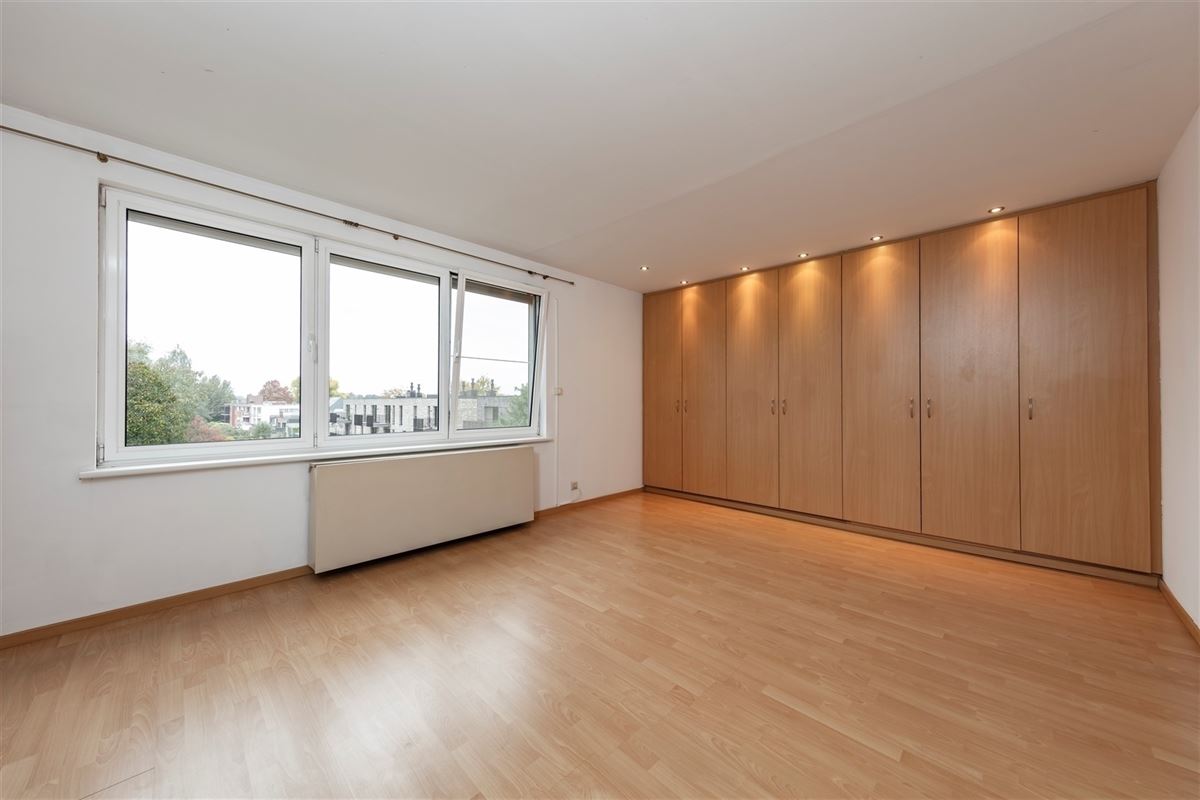 Ruim appartement met 2 slpks en terras te Duffel