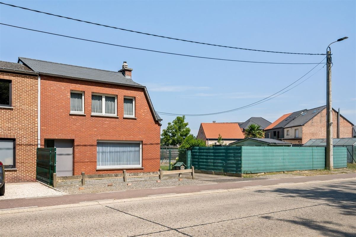 Te moderniseren woning met 3 slaapkamers te Baal
