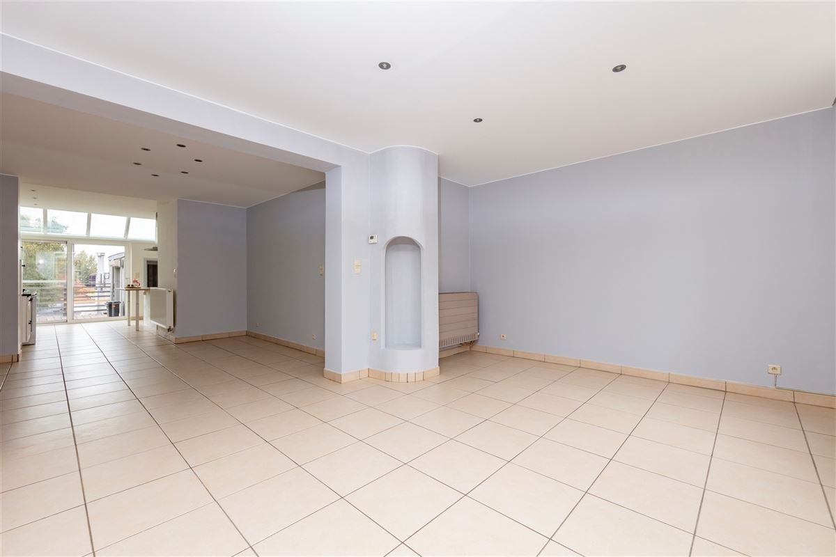 Ruim appartement met 2 slpks en terras te Duffel