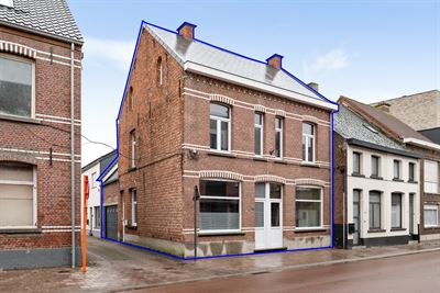 Gemoderniseerde woning met 4 slpks te Putte