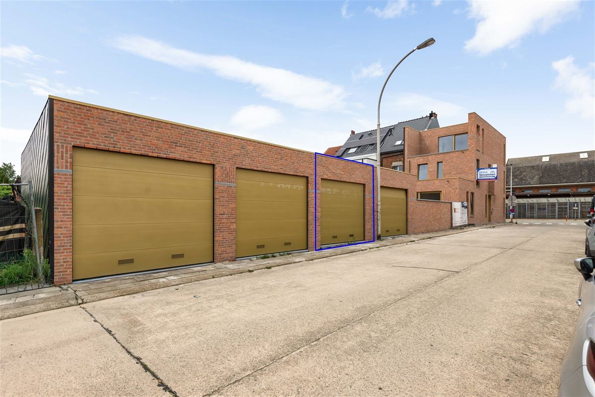 Nieuwbouw triplexwoning met 2 slpks te Duffel