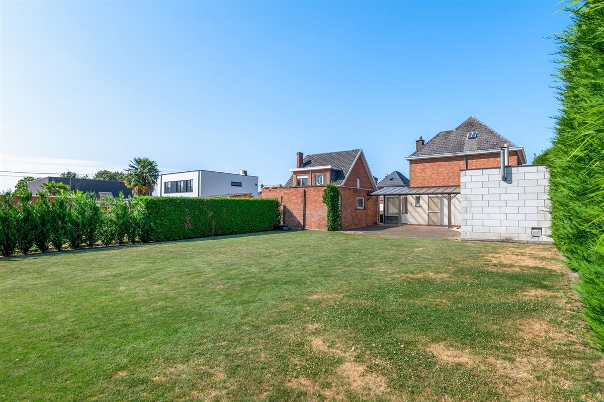 Verrassend ruime, karaktervolle woning te Putte