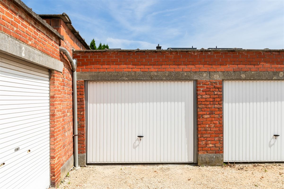 Aangenaam appartement met 2 SLPK en garage te Duffel