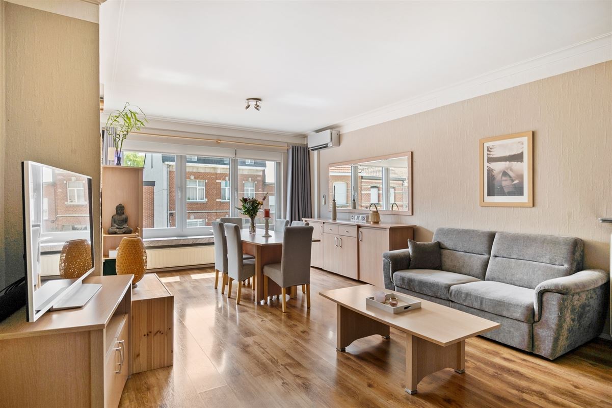 Aangenaam appartement met 2 SLPK en garage te Duffel