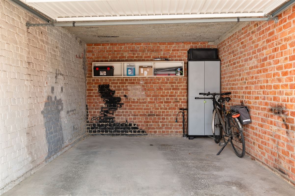 Aangenaam appartement met 2 SLPK en garage te Duffel