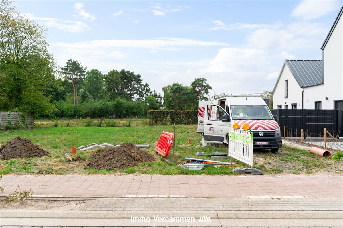 Bouwgrond voor HOB te Putte (Peulis) - opp. 333 m²