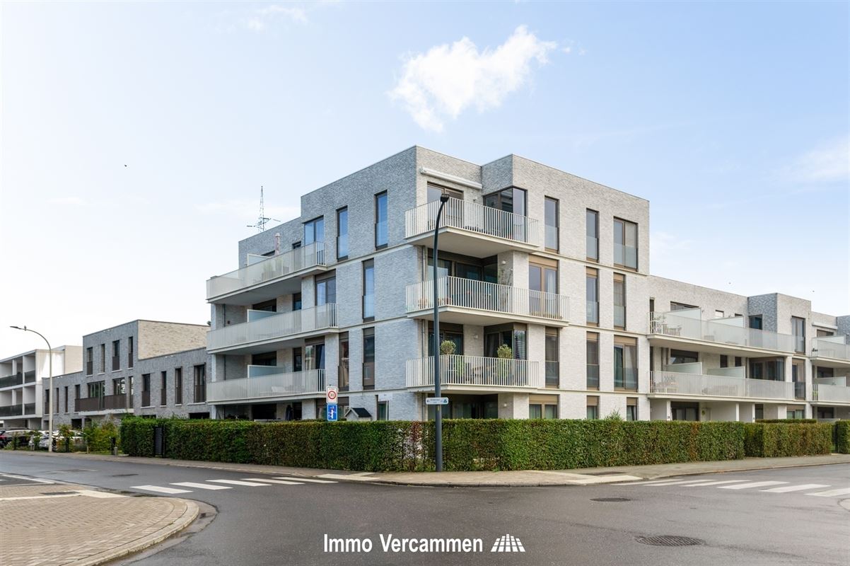 Modern 2-slaapkamerappartement met twee terrassen en autostaanplaats in Lier
