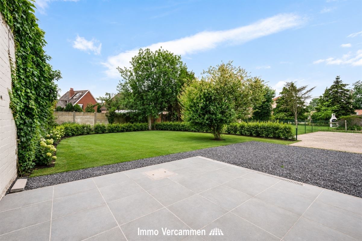 Recent gemoderniseerde, instapklare woning te Putte