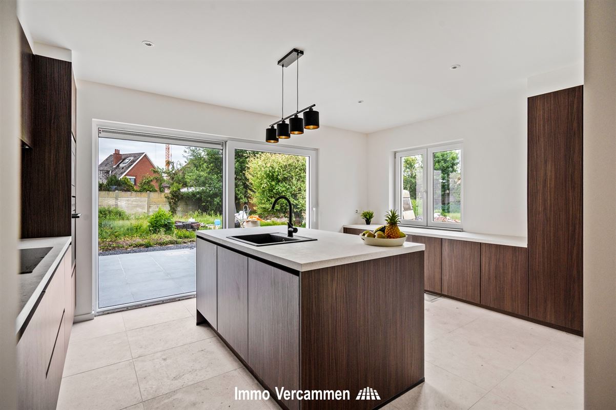 Recent gemoderniseerde, instapklare woning te Putte