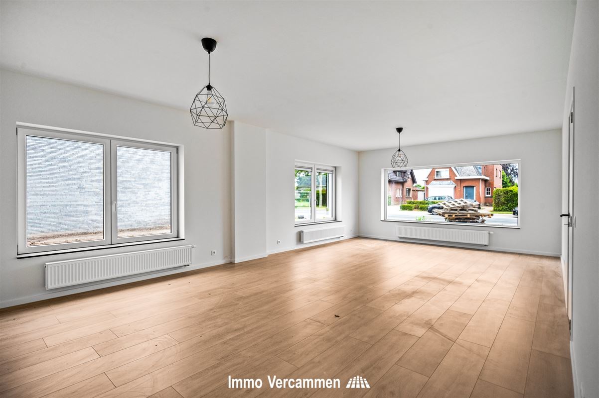 Recent gemoderniseerde, instapklare woning te Putte