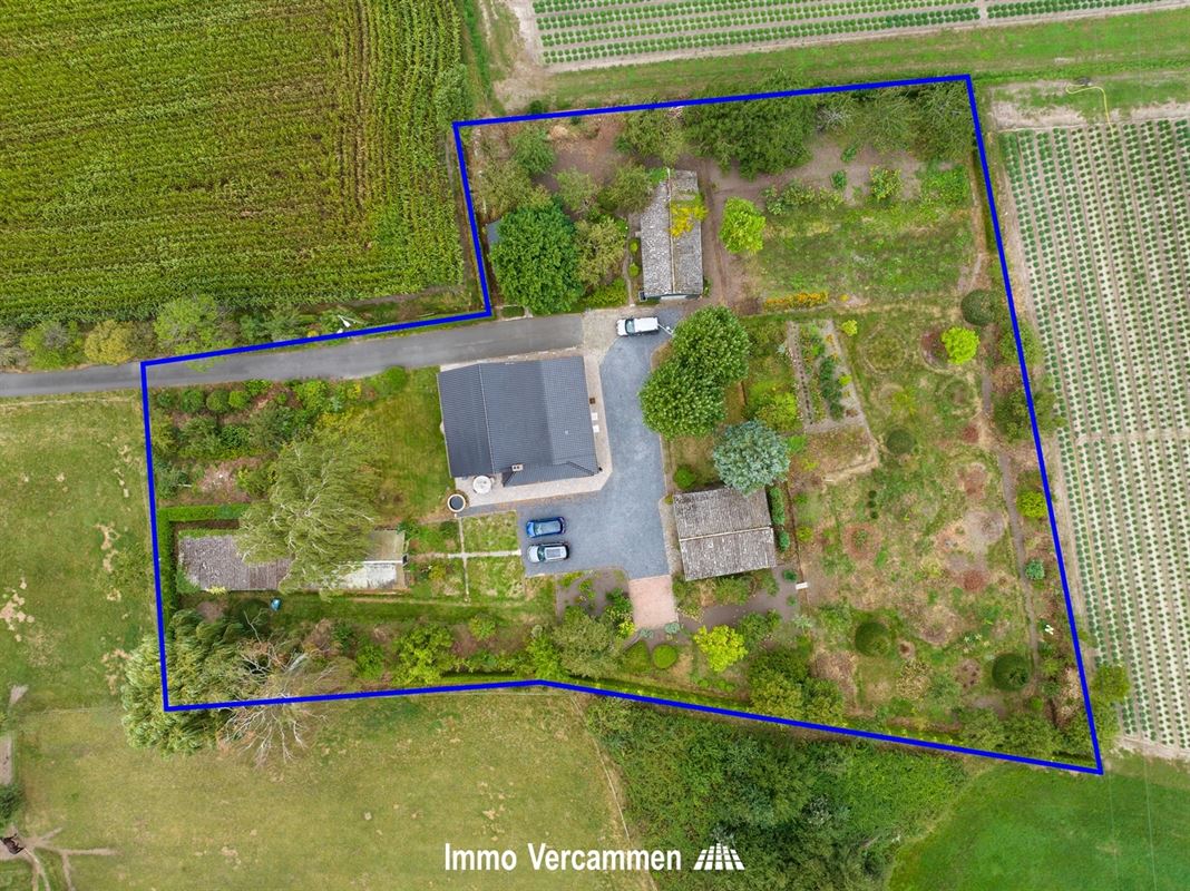 Verrassend ruime gezinswoning op een ware A-locatie te Putte
